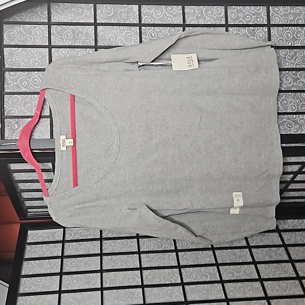 Ana Scoop Neck Top